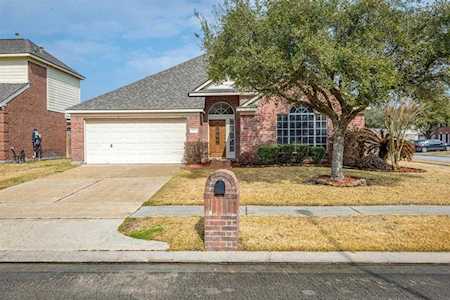 4954 Winding Timbers Circle Humble, TX 77346