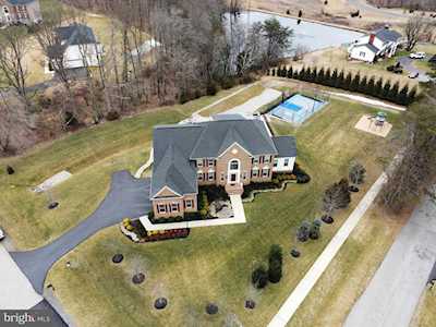 9405 Bettge Lake Ct Lorton, VA 22079
