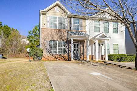 177 Prattling Ct Atlanta, GA 30349