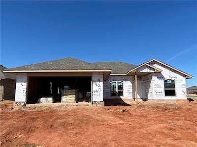 9201 SW 48th Terrace Oklahoma City, OK 73179
