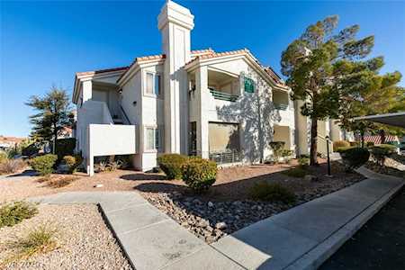 7908 Lago Vista Ln #201 Las Vegas, NV 89145