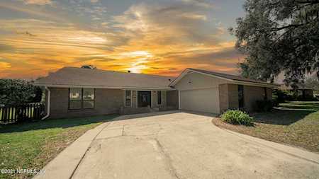6541 River Point Dr Fleming Island, FL 32003