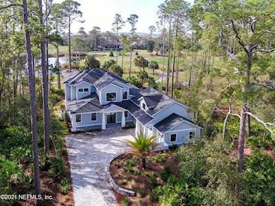 56 Long Point Dr Fernandina Beach, FL 32034