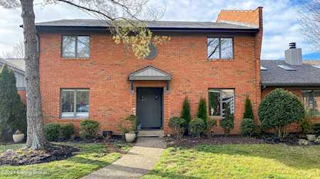 6481 Marina Dr Prospect, KY 40059