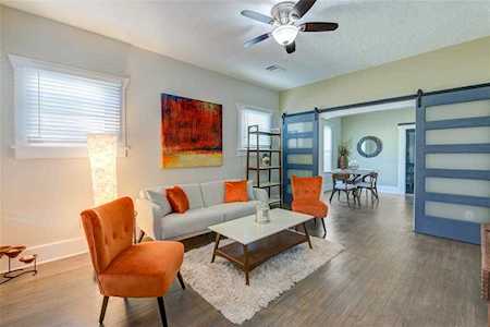 2804 Eastman St Houston, TX 77009