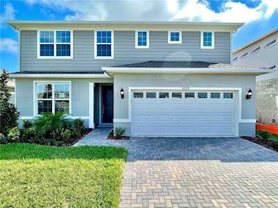 5729 Wooden Pine Dr Orlando, FL 32829