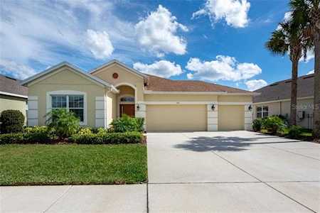 17559 Buckingham Garden Dr Lithia, FL 33547