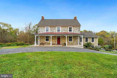 7113 Green Valley Rd New Market, MD 21774