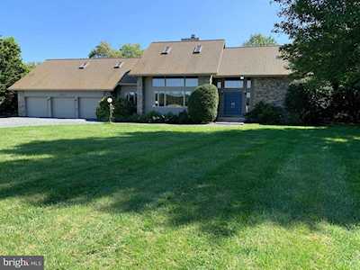 1824 Pleasant Plains Rd Annapolis, MD 21409
