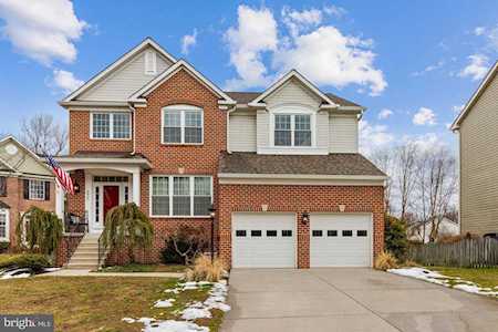 2805 Elsa Ct Crofton, MD 21114
