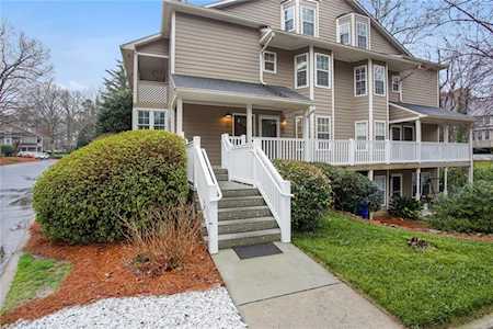 2113 N Forest Trl Dunwoody, GA 30338