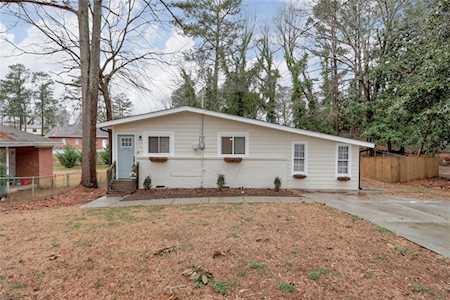 545 Cobb Circle SE Smyrna, GA 30082