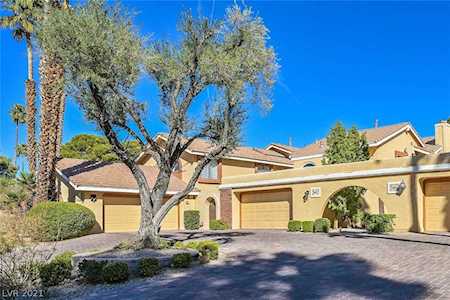 2952 Bel Air Dr Las Vegas, NV 89109