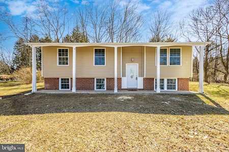 6011 Fairfield Ln Sykesville, MD 21784