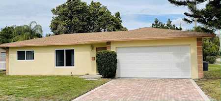 201 SW 5th Street Boca Raton, FL 33432