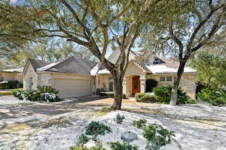 21 Waterfall DR The Hills, TX 78738