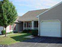 4065 Woodspring Ln York, PA 17402
