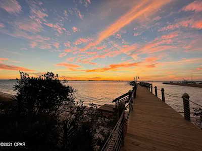 3001 W 10th St #207 Panama City, FL 32401
