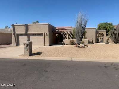 26010 S New Town Drive Sun Lakes, AZ 85248