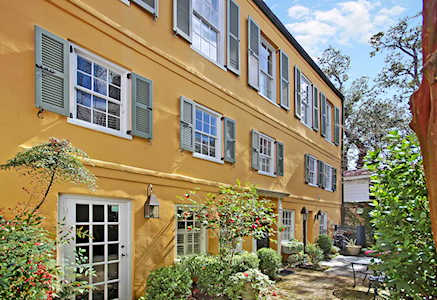 61 1/2 Tradd St Charleston, SC 29401