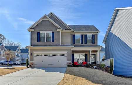 841 Whisperwood Trl Acworth, GA 30102