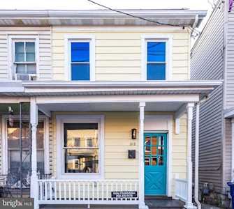 212 5th St Frederick, MD 21701