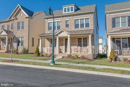 13807 Bufflehead St Clarksburg, MD 20871