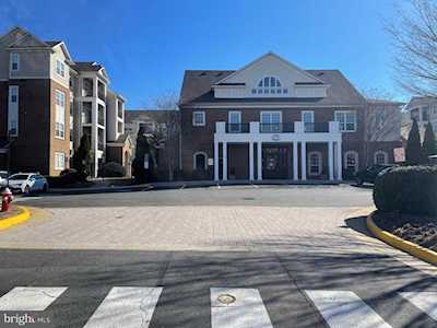 12953 Centre Park Circle #419 Herndon, VA 20171