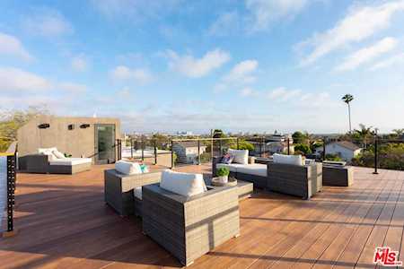 12619 Preston Way Los Angeles, CA 90066