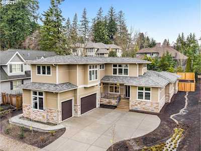 2101 Goodall Ct Lake Oswego, OR 97034