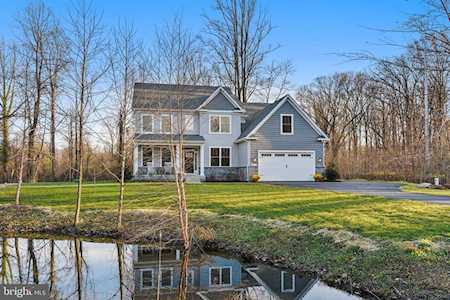 1421 Delaunay Ln Gambrills, MD 21054