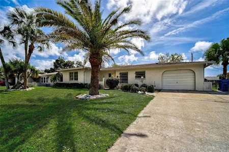 540 Mount Vernon Dr Venice, FL 34293