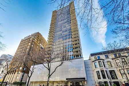 1230 N State Parkway #18B Chicago, IL 60610