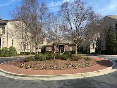 3635 E Paces Circle NE #1201 Atlanta, GA 30326