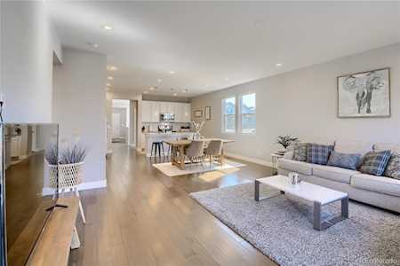 4725 Helena St Denver, CO 80239