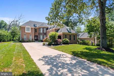 4633 Holly Ave Fairfax, VA 22030