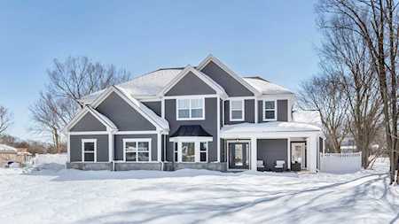 1711 N Verde Ave Arlington Heights, IL 60004