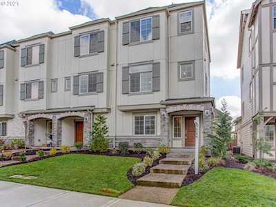 15106 NW Fig Ln Portland, OR 97229