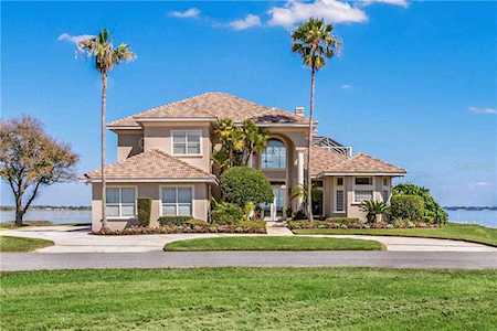 343 Hamilton Shores Dr NE Winter Haven, FL 33881