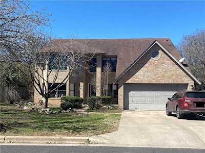8530 Barasinga TRL Austin, TX 78749