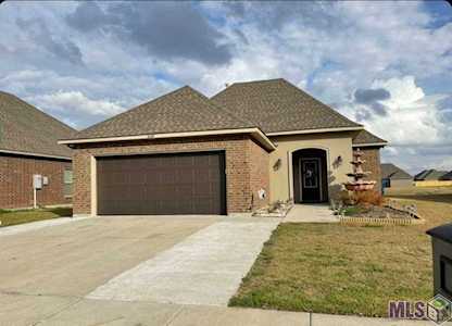 6437 Yatton Dr Addis, LA 70710