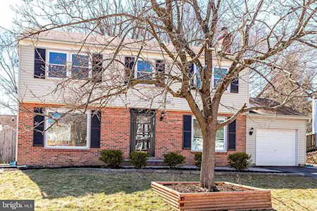 517 Merlins Ln Herndon, VA 20170