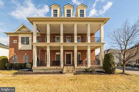 9287 Sumner Lake Blvd Manassas, VA 20110