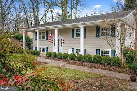 1124 Mainsail Dr Annapolis, MD 21403