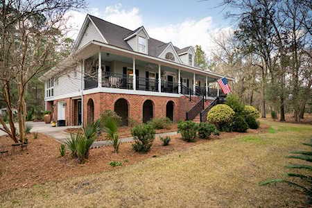 123 Pelzer Dr Summerville, SC 29485