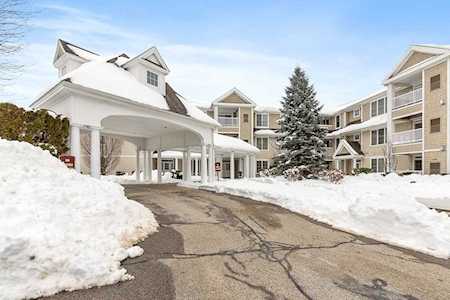 1201 Emerald Ct #1201 Tewksbury, MA 01876