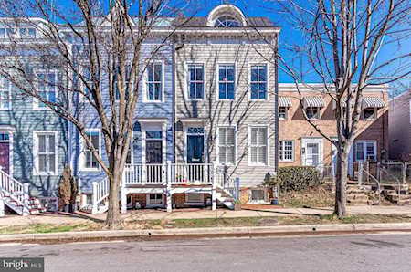 1217 Queen St Alexandria, VA 22314