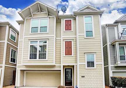 2632 Bevis St Houston, TX 77008