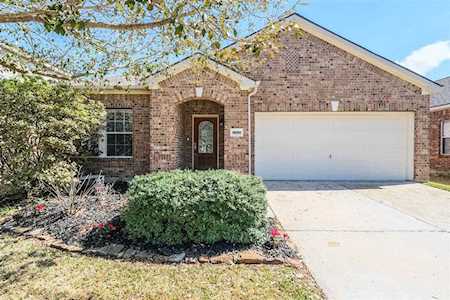 18850 Lantern Cove Ln Tomball, TX 77375