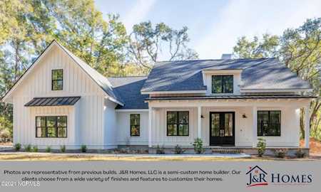 185 Gus Horne Road Holly Ridge, NC 28445